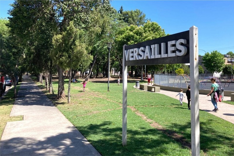 VERSALLES